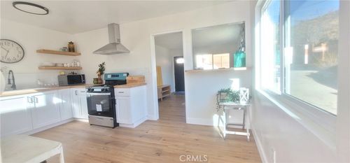 4136 Poplar Trl, Frazier Park, CA, 93225-8114 | Card Image