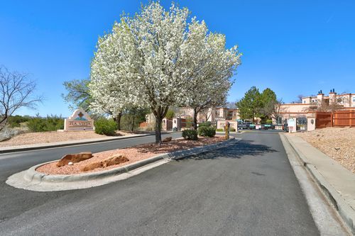 202-2501 W Zia Rd, Santa Fe, NM, 87505-5763 | Card Image