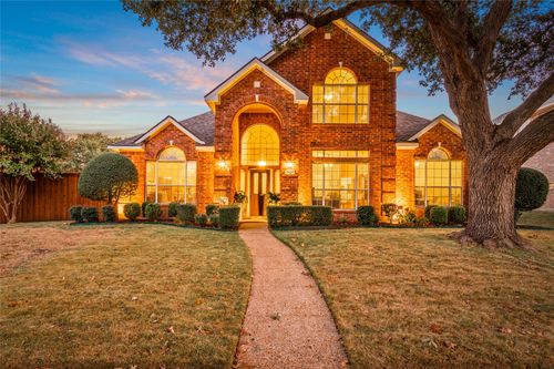 2424 Kittyhawk Dr, Plano, TX, 75025-6094 | Card Image