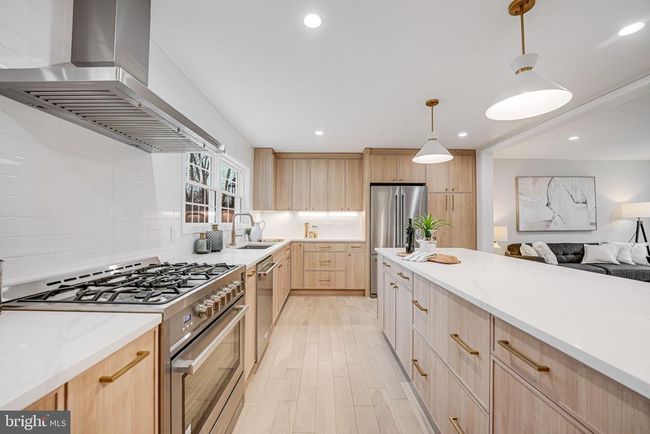 9051 Laurel Hill Ct, House other with 5 bedrooms, 4 bathrooms and null parking in VIENNA VA | Image 19