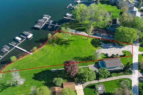 413 Strauss Unit 5 Avenue, Green Lake, WI, 54941 | Card Image