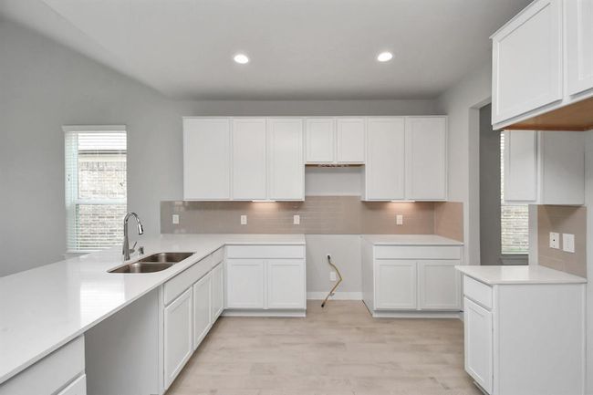 15707 Walnut Leaf Ln, House other with 4 bedrooms, 3 bathrooms and 2 parking in Cypress TX | Image 16
