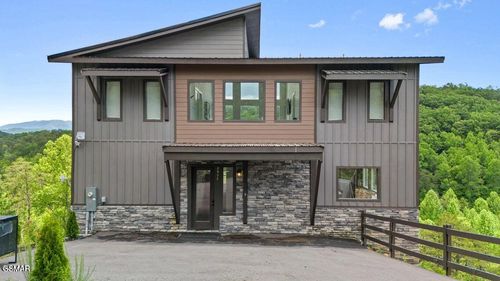 2955 Lightning Strike Drive, Sevierville, TN, 37876 | Card Image