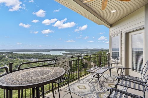 unit-109-31 Royal Vista Dr, Branson, MO, 65616-6231 | Card Image