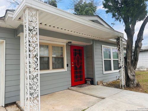 451 Hub Ave, San Antonio, TX, 78220-1316 | Card Image