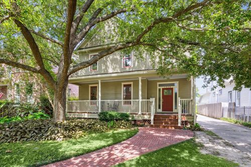 1316 Cortlandt St, Houston, TX, 77008-4241 | Card Image