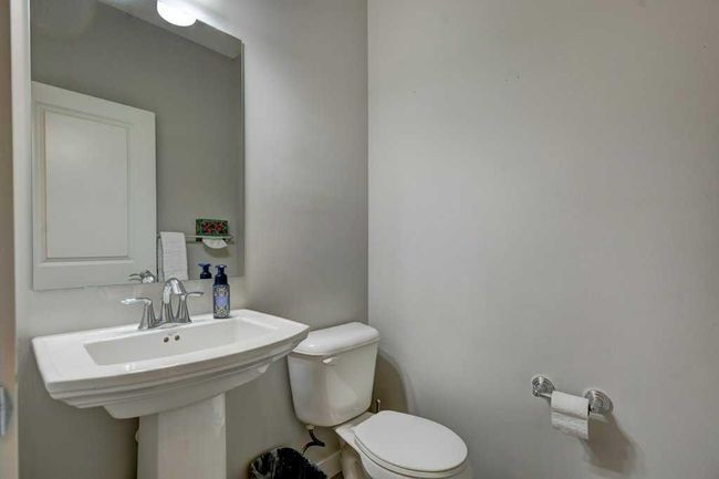110 Drake Landing Terr, House other with 3 bedrooms, 3 bathrooms and 3 parking in Okotoks AB | Image 14
