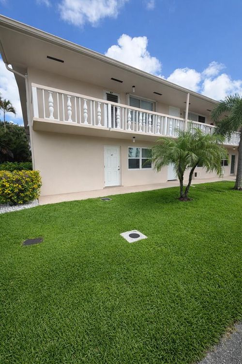 d-49 Hastings D, West Palm Beach, FL, 33417-1205 | Card Image