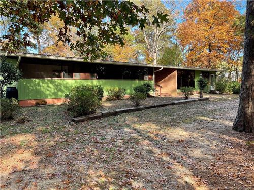 2001 Galax Dr, Fayetteville, NC, 28304-0442 | Card Image