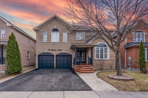 10 Sugarcane Ave, Brampton, ON, L6R3C8 | Card Image