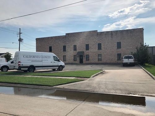 2200 Crestview St, Kenner, LA, 70062-4824 | Card Image