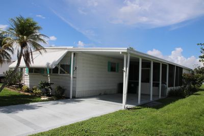 5 Se Valencia Lane, House other with 2 bedrooms, 2 bathrooms and null parking in Port St Lucie FL | Image 2