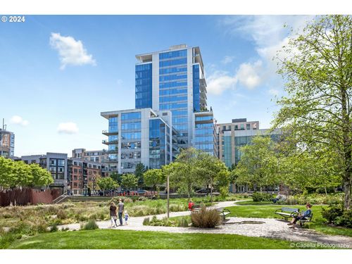 1008-1001 Nw Lovejoy St, Portland, OR, 97209 | Card Image