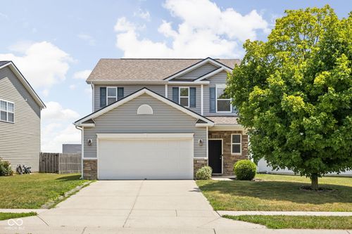 3827 Dusty Sands Rd, Whitestown, IN, 46075-9794 | Card Image
