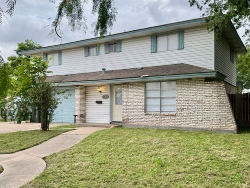 4422 Oxford Dr, Corpus Christi, TX, 78411-4813 | Card Image