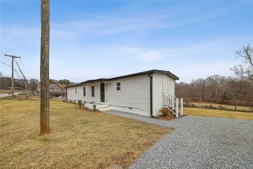 139 Davis Rd, Easley, SC, 29640-9239 | Card Image