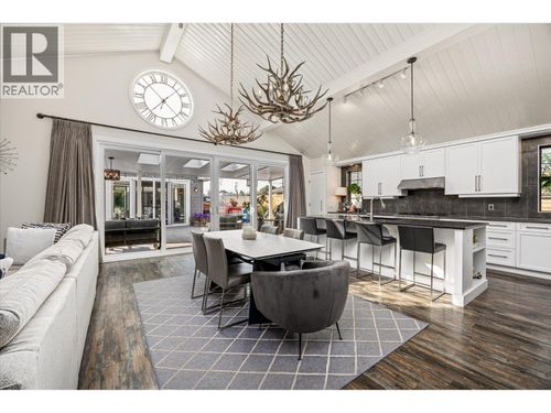 963 Stockwell Ave, Kelowna, BC, V1Y6W3 | Card Image