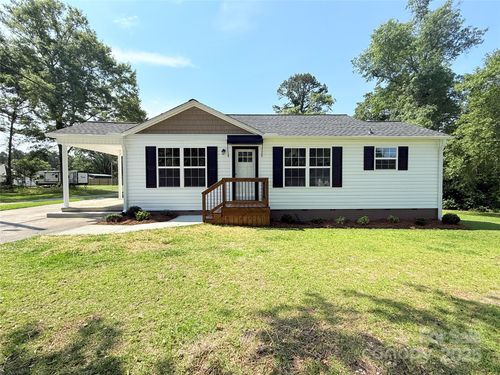 111 W Perry St, Heath Springs, SC, 29058 | Card Image