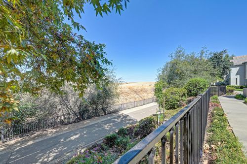 1103 Esplanade Cir, Folsom, CA, 95630-7361 | Card Image