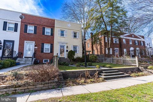 1206 Colonial Ave, ALEXANDRIA, VA, 22314-1327 | Card Image