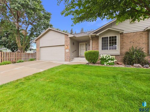 5326 W Summer Creek Pl, Sioux Falls, SD, 57106-3515 | Card Image
