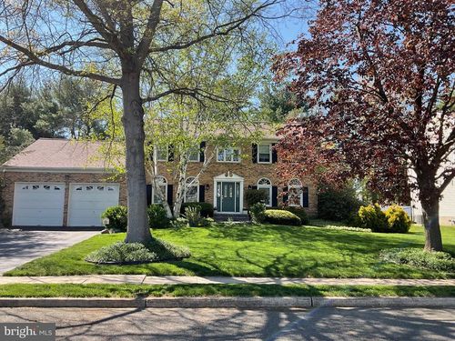 10 Stephanie Ln, Hamilton, NJ, 08691-3735 | Card Image