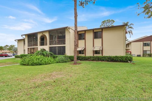 d-1-338 Knotty Pine Cir, Greenacres, FL, 33463-9207 | Card Image