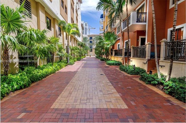 APT-503 - 8390 Sw 72 Nd Ave, Condo with 3 bedrooms, 3 bathrooms and null parking in Miami FL | Image 19