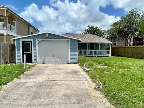 1133 9th St, Dickinson, TX, 77539-2496 | Card Image