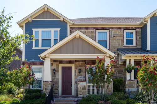 4428 Meadow Hawk Dr, Arlington, TX, 76005-1230 | Card Image