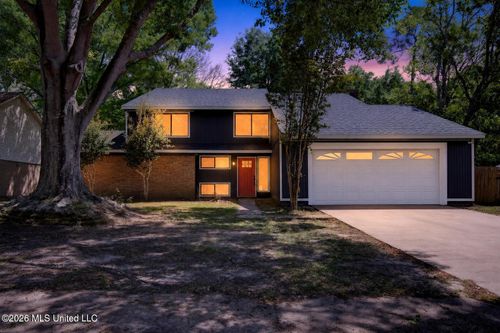 105 Penny Ct, Ocean Springs, MS, 39564-3441 | Card Image