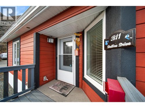 b11-7155 Dallas Dr, Kamloops, BC, V2C4T1 | Card Image