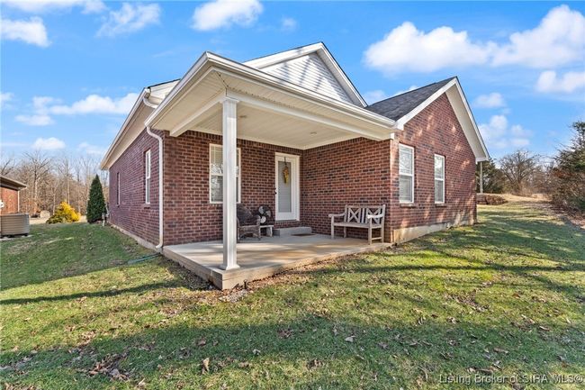 17 Old Capital Rdg Ne, Home with 3 bedrooms, 2 bathrooms and null parking in Corydon IN | Image 29