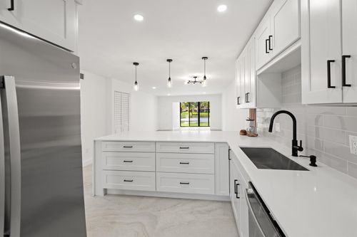 15c-9293 Vista Del Lago, Boca Raton, FL, 33428-3159 | Card Image