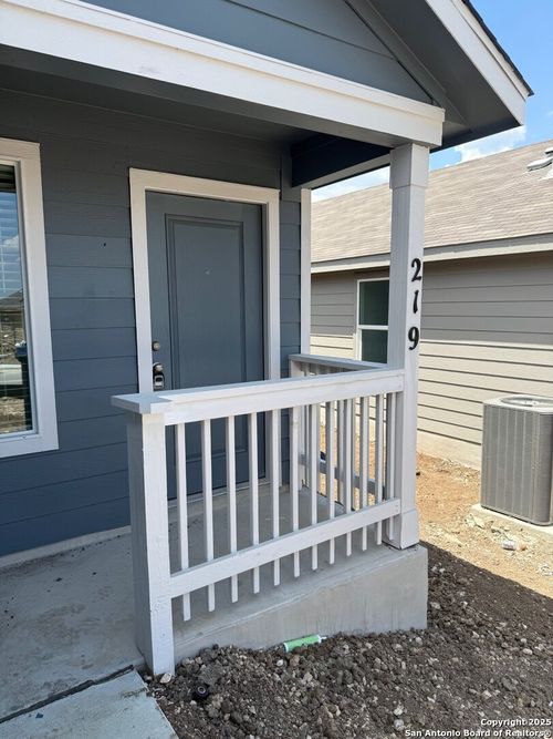 219 Ottawa Way, New Braunfels, TX, 78130 | Card Image
