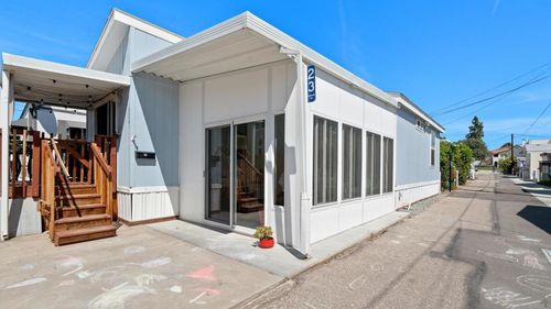 spc-23-7495 Oakland Rd, La Mesa, CA, 91942-1568 | Card Image