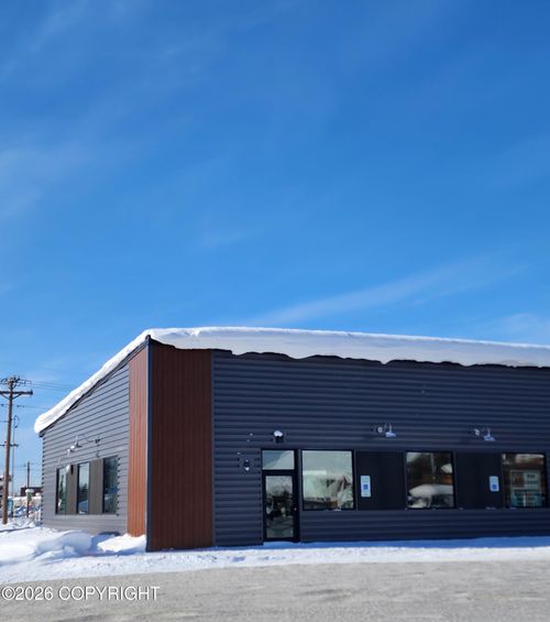 ste-b-906 Old Steese Hwy, Fairbanks, AK, 99701-3138 | Card Image