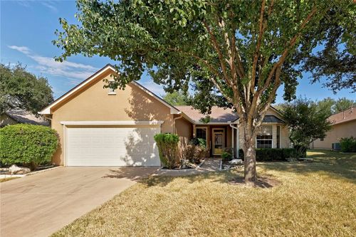112 Camp Dr, Georgetown, TX, 78633-4882 | Card Image