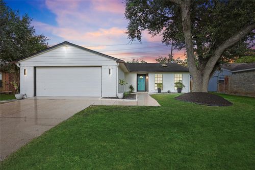 6814 Loch Langham Dr, Houston, TX, 77084-1131 | Card Image