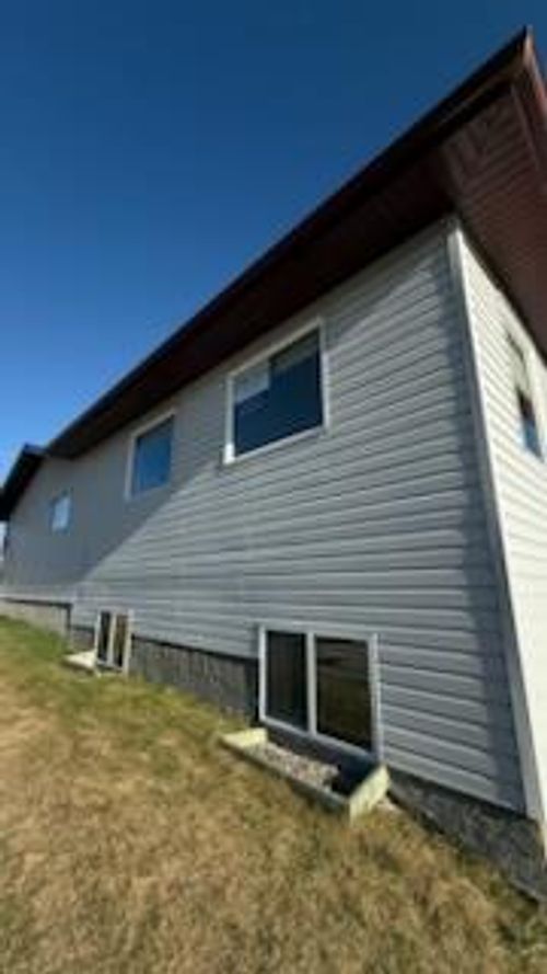 4939 49 St, Rocky Mountain House, AB, T4T1C2 | Card Image