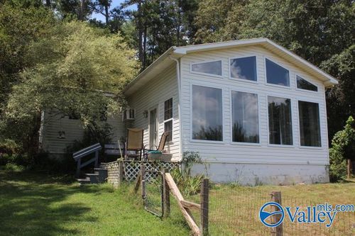 132 Winston Dr, Valley Head, AL, 35989-3872 | Card Image