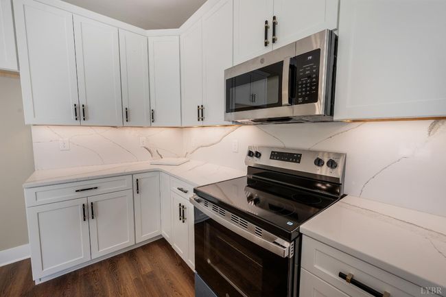 61 Luke Ct, Townhouse with 3 bedrooms, 3 bathrooms and null parking in Rustburg VA | Image 10