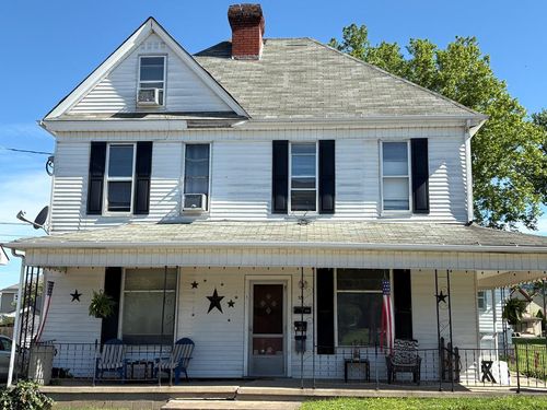 520 10th St, Moundsville, WV, 26041-2789 | Card Image