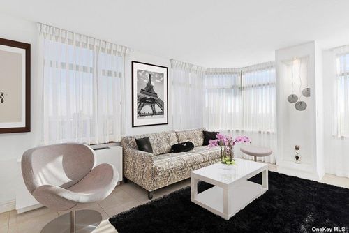 apt-8b-112 Queens Blvd, Forest Hills, NY, 11375-5588 | Card Image
