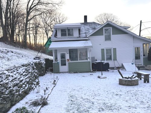 17 Spruce St, Vernon, CT, 06066-3709 | Card Image