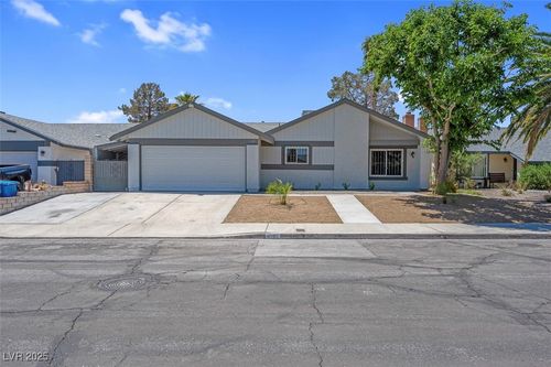6181 Cedarwood Ave, Las Vegas, NV, 89103-2212 | Card Image