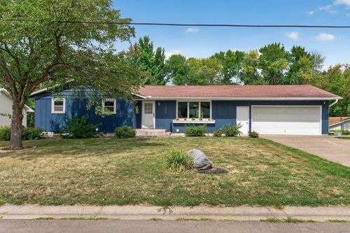 30880 Belair Drive, Lindstrom, MN, 55045 | Card Image