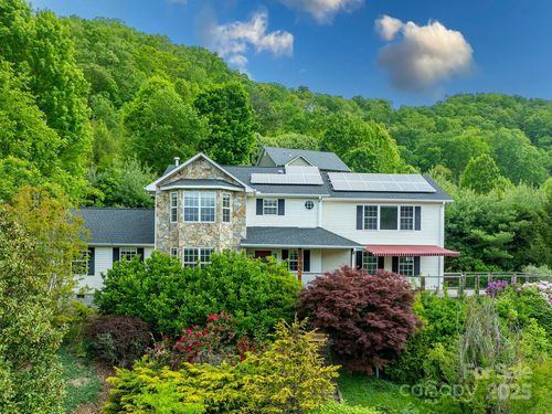 106 Thistle Tree Way, Weaverville, NC, 28787-8247 | Card Image