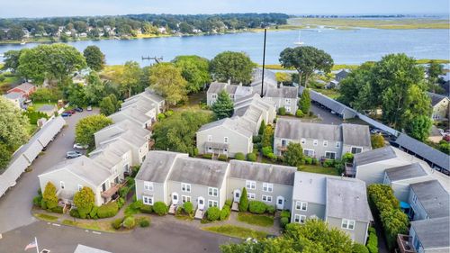 97-97 Ferry Court, Stratford, CT, 06615 | Card Image