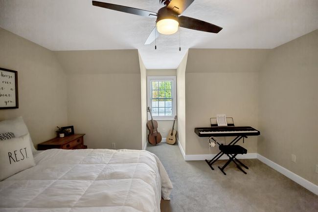 12010 W Camelia Ln, House other with 4 bedrooms, 3 bathrooms and null parking in Seneca SC | Image 17